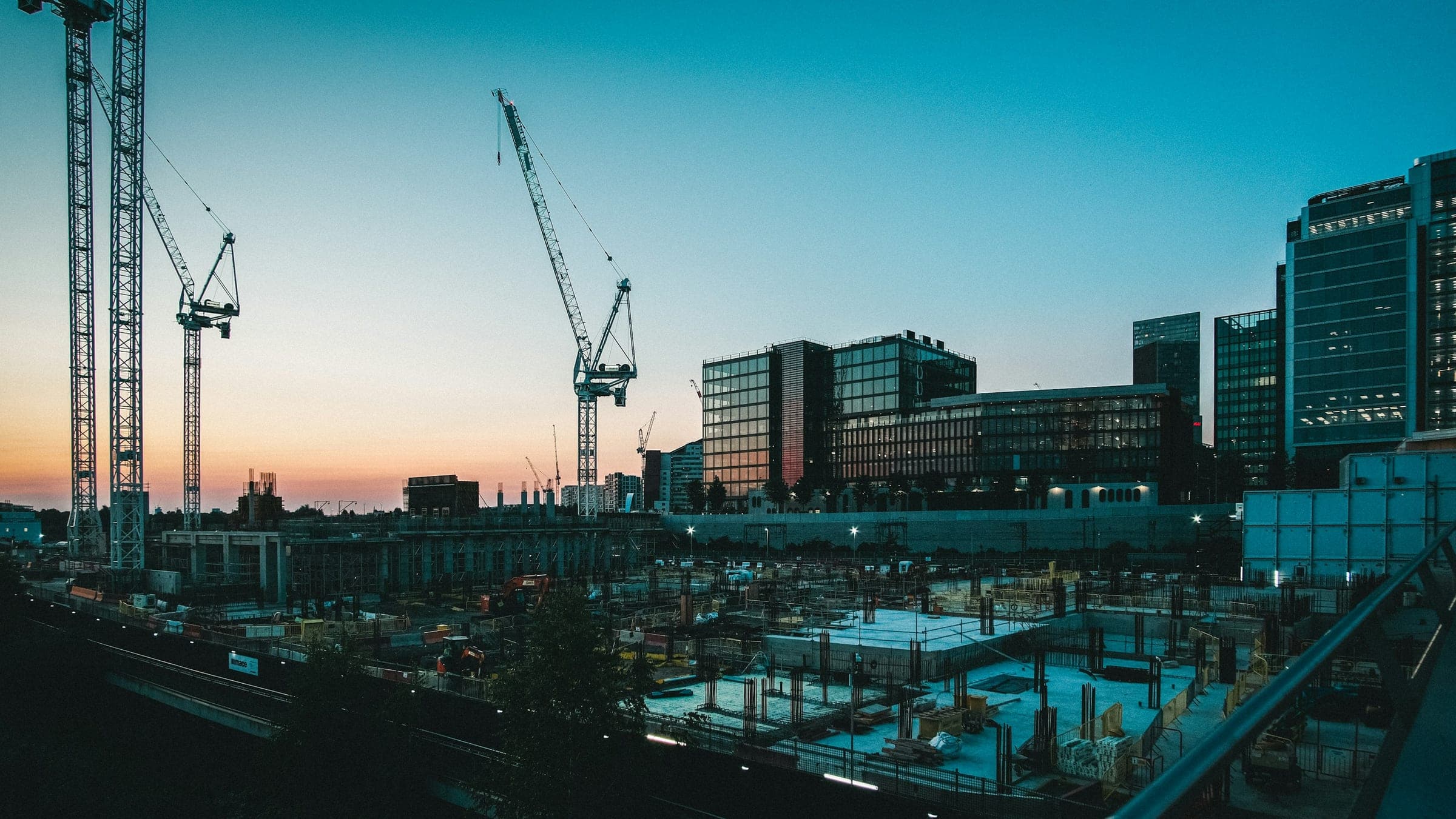 Tower cranes over a building site